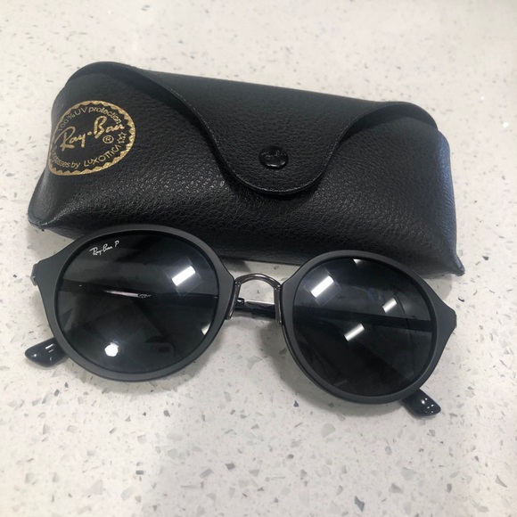 Ray-Ban Other - RAY BANS round sunglasses